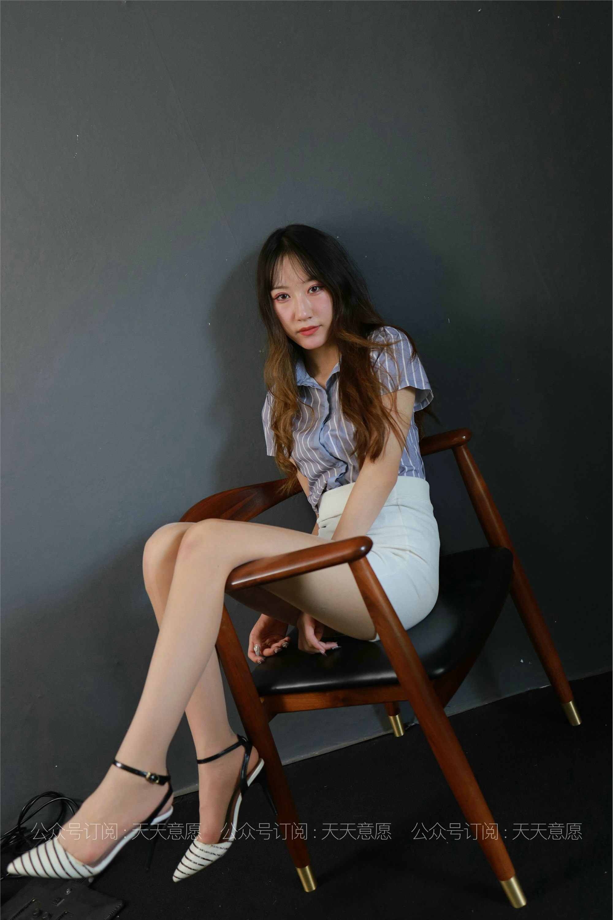 IESS异思趣向  2021.06.11 丝享家829：怡怡《长腿实习生》